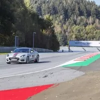 Jaguar Trackday 2018: Krocení divokých šelem