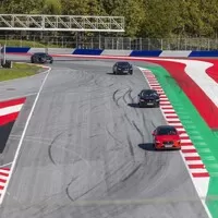 Jaguar Trackday 2018: Krocení divokých šelem