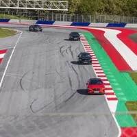 Jaguar Trackday 2018: Krocení divokých šelem