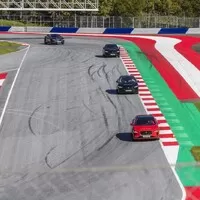Jaguar Trackday 2018: Krocení divokých šelem