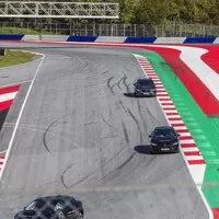 Jaguar Trackday 2018: Krocení divokých šelem