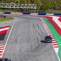 Jaguar Trackday 2018: Krocení divokých šelem
