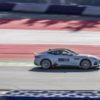 Jaguar Trackday 2018: Krocení divokých šelem