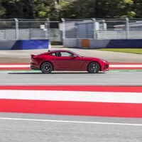 Jaguar Trackday 2018: Krocení divokých šelem
