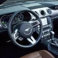 Ford Mustang GT Convertible: Kopni do tý bedny, ať panstvo nečeká!