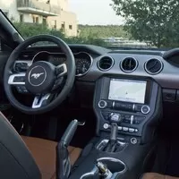 Ford Mustang GT Convertible: Kopni do tý bedny, ať panstvo nečeká!
