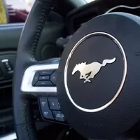 Ford Mustang GT Convertible: Kopni do tý bedny, ať panstvo nečeká!