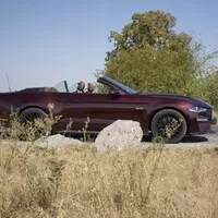 Ford Mustang GT Convertible: Kopni do tý bedny, ať panstvo nečeká!