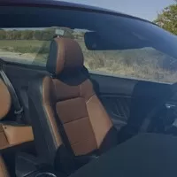 Ford Mustang GT Convertible: Kopni do tý bedny, ať panstvo nečeká!