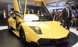 Novinky: Íránci postavili vlastní Lamborghini. Pohání ho šestiválec Hyundai.