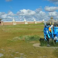 Mongol Rally 2018 část 10. : O velkém Čingischánovi, velkých dinosaurech a velkém finále