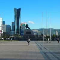 Mongol Rally 2018 část 10. : O velkém Čingischánovi, velkých dinosaurech a velkém finále