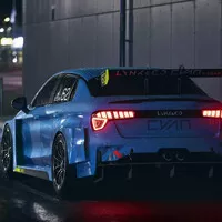 Čínská automobilka Lynk&Co. představila nový cestovní závoďák