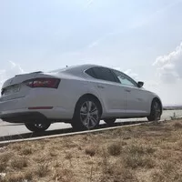 Škoda Superb 2.0 TDI 110kW DSG: Služebák rallyového pisálka