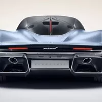 402 km/h, 1035 koní a 48 milionů. Nový McLaren Speedtail oficiálně představen.