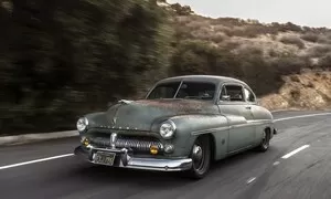 Firma Stealth EV postavila parádní restomod Mercury Coupe