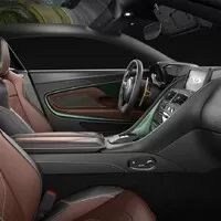Aston Martin představil limitovanou edici modelu DBS. Připomíná slavné vítězství značky v Le Mans.