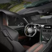 Aston Martin představil limitovanou edici modelu DBS. Připomíná slavné vítězství značky v Le Mans.