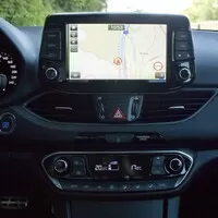 Hyundai i30 Fastback 1.4 T-GDI: Dáte šanci talentu ze skromných poměrů?