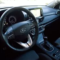 Hyundai i30 Fastback 1.4 T-GDI: Dáte šanci talentu ze skromných poměrů?