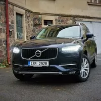 Volvo XC90 T5 AWD: Rodina na prvním místě