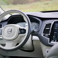 Volvo XC90 T5 AWD: Rodina na prvním místě