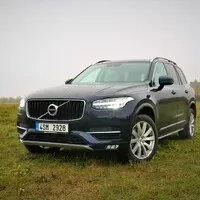 Volvo XC90 T5 AWD: Rodina na prvním místě