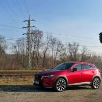 Mazda CX-3 2.0 SkyActiv-G121 A/T Revolution: Nejhezčí městská kabelka