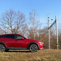 Mazda CX-3 2.0 SkyActiv-G121 A/T Revolution: Nejhezčí městská kabelka