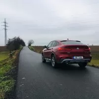 BMW X4 30i Xdrive: Bavorský univerzál