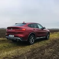 BMW X4 30i Xdrive: Bavorský univerzál