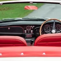 Aston Martin nabídne možnost přestavby klasických modelů na elektromobil