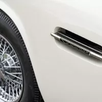 Aston Martin nabídne možnost přestavby klasických modelů na elektromobil