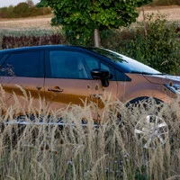 Renault Captur 0.9 TCe: Kterak honba za emisemi podrazila nohy jednomu milému autíčku