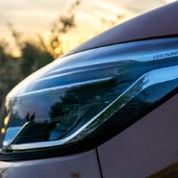 Renault Captur 0.9 TCe: Kterak honba za emisemi podrazila nohy jednomu milému autíčku