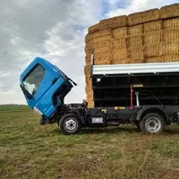Fuso Canter 3S13: Kapesní náklaďák