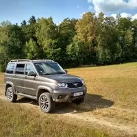 UAZ Patriot 2.7: S burlakem v Milovicích