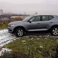 Volvo XC40 T3: Severský základ