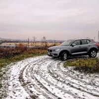Volvo XC40 T3: Severský základ