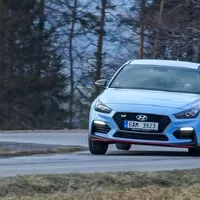 Auta roku 2018 podle Autíčkáře
