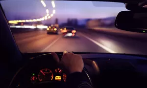 Autíčkář se ptá: Kam se díváte při řízení?