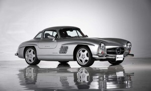 Novinky: Do aukce jde unikátní Mercedes 300SL AMG po brunejském sultánovi
