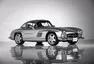 Do aukce jde unikátní Mercedes 300SL AMG po brunejském sultánovi