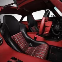 Do aukce jde unikátní Mercedes 300SL AMG po brunejském sultánovi