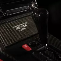 Do aukce jde unikátní Mercedes 300SL AMG po brunejském sultánovi
