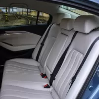 Mazda6 G194AT: Ohrožený druh