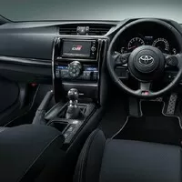 Toyota představuje další model GRMN. Zadohnaný sedan se šestiválcem a manuálem.