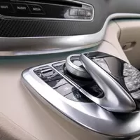 Mercedes-Benz V-Class: Salonek pro šest