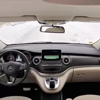 Mercedes-Benz V-Class: Salonek pro šest