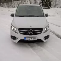Mercedes-Benz V-Class: Salonek pro šest